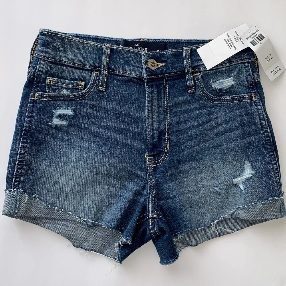 NEW WITH TAGS HOLLISTER High-Rise Short-Short Denim Shorts Raw Hem, Size…